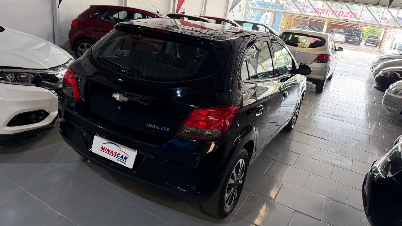onix preto4